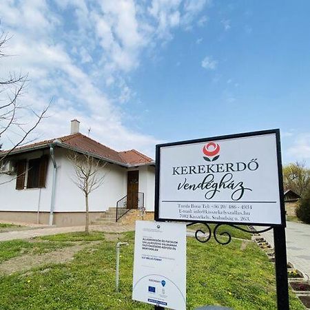 Kerekerdo Vendeghaz Hotel Kisszékely Exterior foto